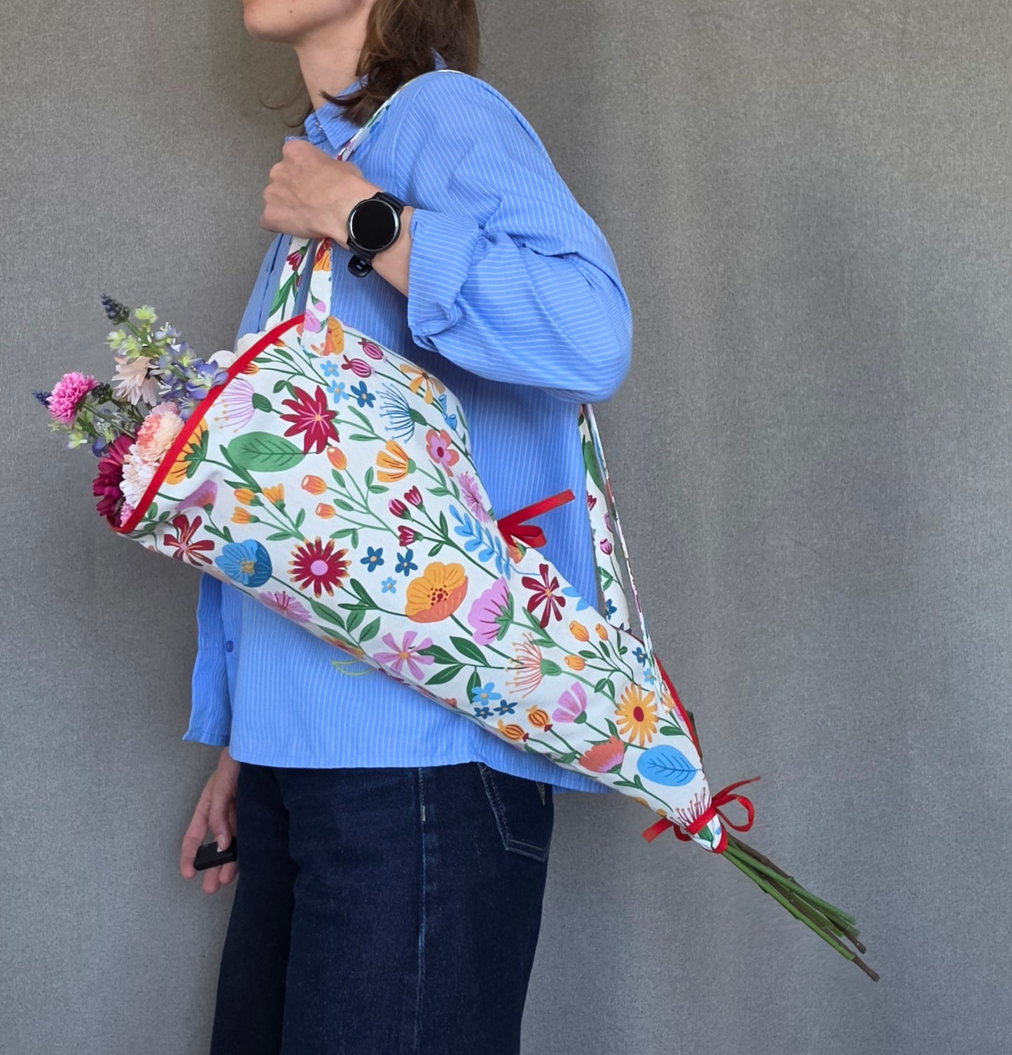 Kari Bag - Bloementas | bloemen met rood bandje